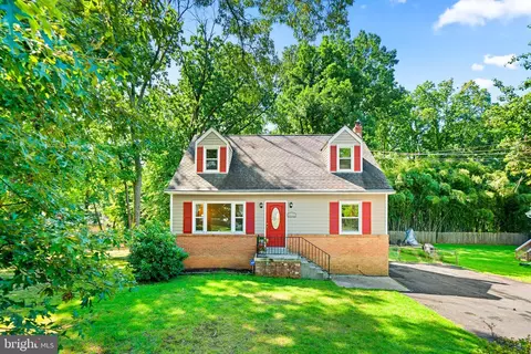 9309 Worrell Ave, Lanham, MD 20706