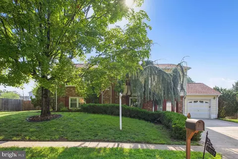 8802 Loughran Rd, Fort Washington, MD 20744