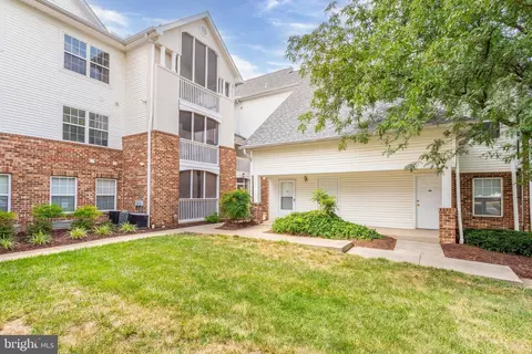 6602 Lake Park Dr #3D, Greenbelt, MD 20770