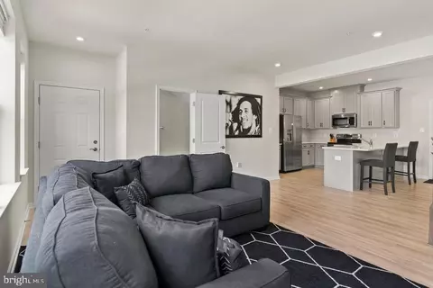 10408 John Glenn St, Lanham, MD 20706 photo 12