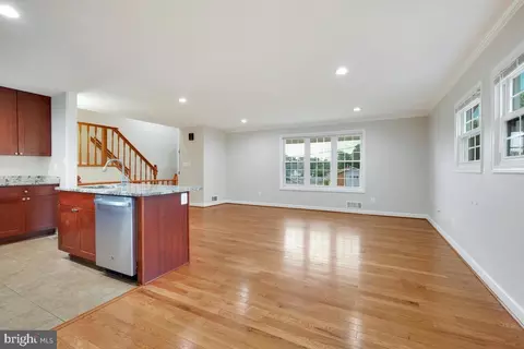 6501 97th Ave, Lanham, MD 20706 photo 7