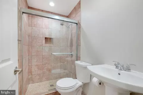 6501 97th Ave, Lanham, MD 20706 photo 16