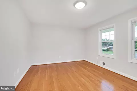 6501 97th Ave, Lanham, MD 20706 photo 14