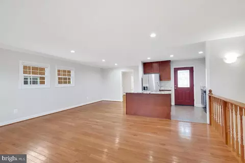 6501 97th Ave, Lanham, MD 20706 photo 4