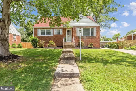 4908 Abbott Dr, Temple Hills, MD 20748