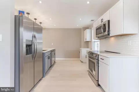 7235 Cross St, District Heights, MD 20747
