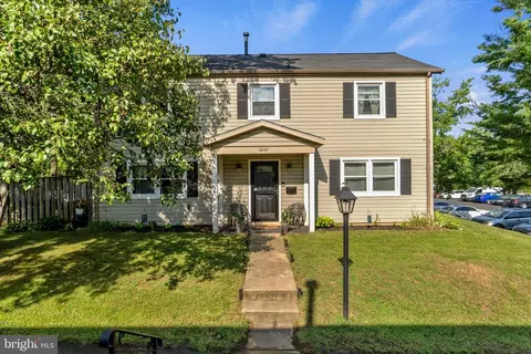 12143 Dove Cir, Laurel, MD 20708 photo 22