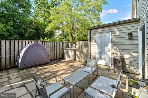 12143 Dove Cir, Laurel, MD 20708 photo 18