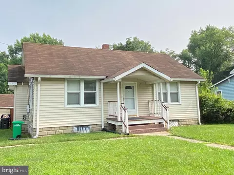 5706 Middleton Ln, Temple Hills, MD 20748