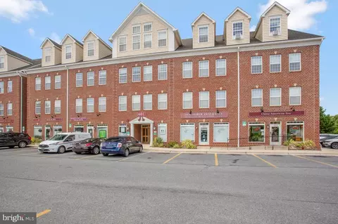 601 7th St #401, Laurel, MD 20707