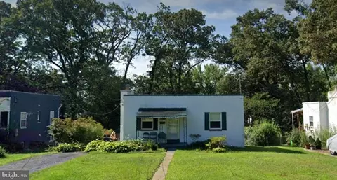 9345 Worrell Ave, Lanham, MD 20706