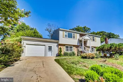 3917 Kilbourne Dr, Fort Washington, MD 20744
