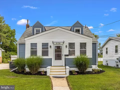 5106 Pierce Ave, College Park, MD 20740