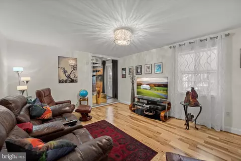 9307 Montpelier Dr, Laurel, MD 20708 photo 22