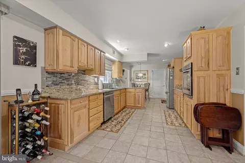 9307 Montpelier Dr, Laurel, MD 20708 photo 20