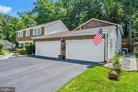 9307 Montpelier Dr, Laurel, MD 20708 photo 3