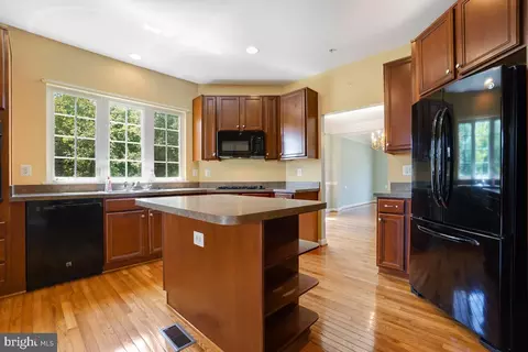 7406 Doublerock Ct, Laurel, MD 20707 photo 11