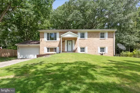 6716 Birch Ln, Temple Hills, MD 20748