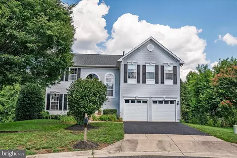 8608 Spicebush Ct, Clinton, MD 20735