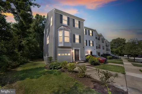 5711 Mary A Ct, Bladensburg, MD 20710
