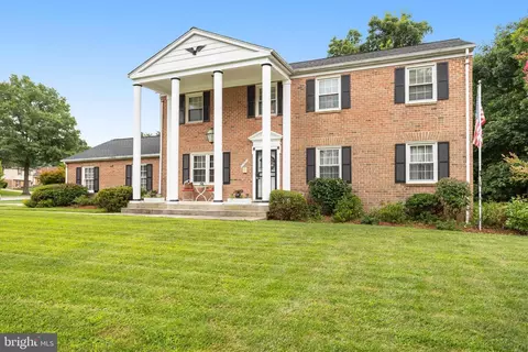 11401 Dundee Dr, Bowie, MD 20721 photo 2