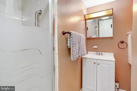 11401 Dundee Dr, Bowie, MD 20721 photo 33