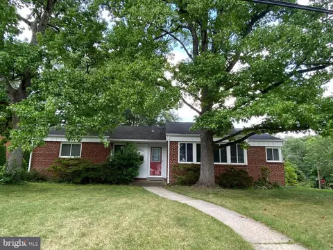 6701 Forest Hill Dr, University Park, MD 20782
