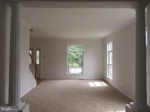 10104 Ellard Dr, Lanham, MD 20706 photo 18