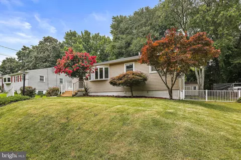 9120 Kinzer St, Lanham, MD 20706 photo 32
