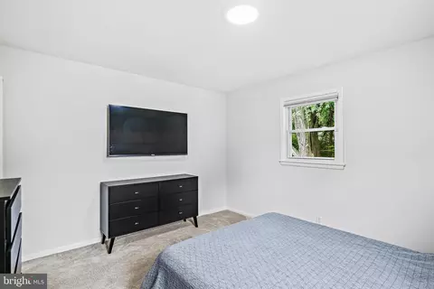 9120 Kinzer St, Lanham, MD 20706 photo 13