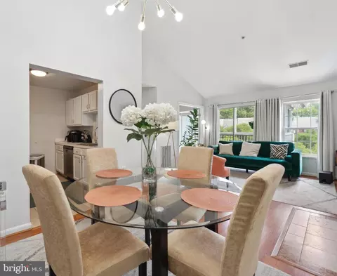 6640 Lake Park #3B, Greenbelt, MD 20770