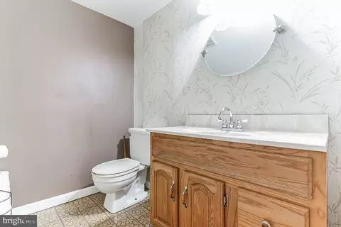 11500 Chantilly Ln, Bowie, MD 20721 photo 32