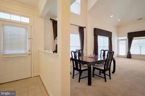 13139 Brooktree Ln, Laurel, MD 20707 photo 9