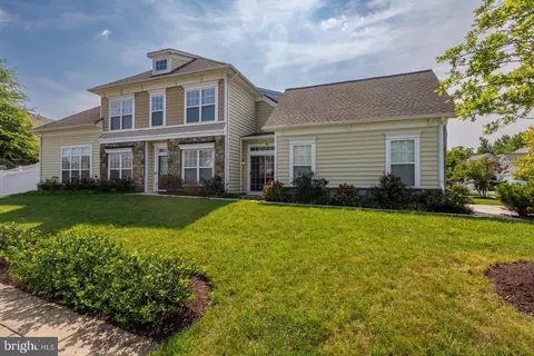 13139 Brooktree Ln, Laurel, MD 20707 photo 3