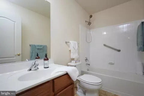 13139 Brooktree Ln, Laurel, MD 20707 photo 35