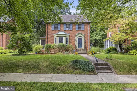 6506 40th Ave, University Park, MD 20782