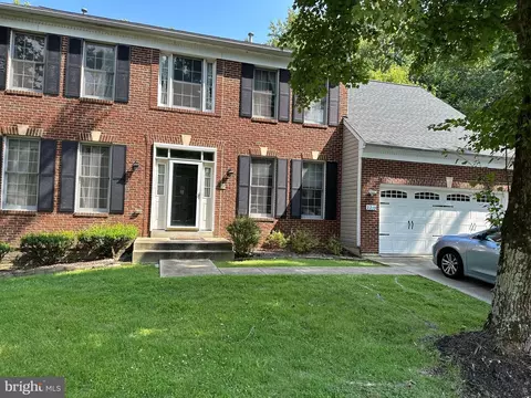 2215 Arctic Fox Dr, Bowie, MD 20721