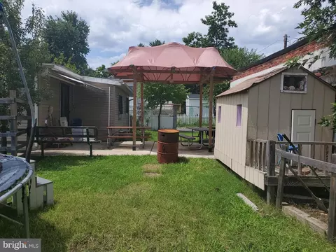 809 Eastern Ave, Fairmount Heights, MD 20743 photo 17