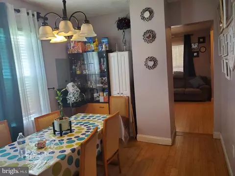 809 Eastern Ave, Fairmount Heights, MD 20743 photo 6