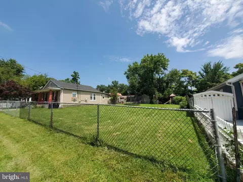 809 Eastern Ave, Fairmount Heights, MD 20743 photo 20