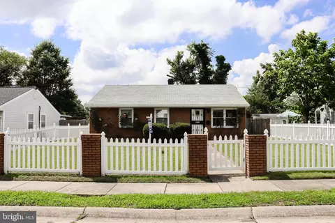 6901 Grenada Ave, Oxon Hill, MD 20745