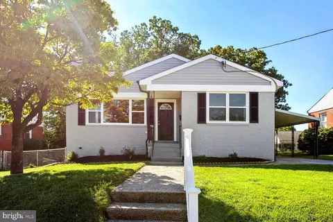 2221 Jameson St, Temple Hills, MD 20748