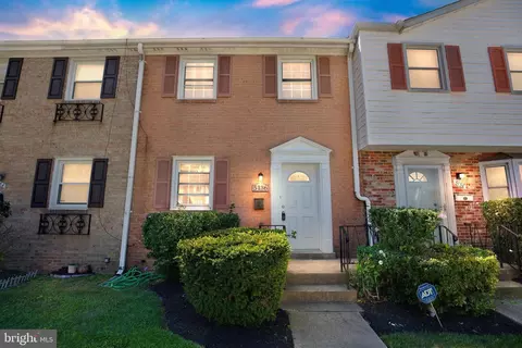 5136 Clacton Ave #17, Suitland, MD 20746