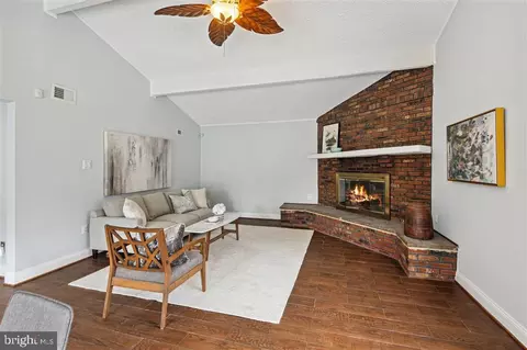 1305 Paddock Ln, Bowie, MD 20716 photo 9