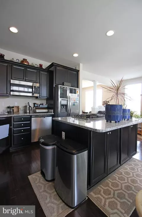 9523 Smithview Pl, Lanham, MD 20706 photo 4
