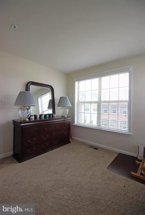 9523 Smithview Pl, Lanham, MD 20706 photo 16