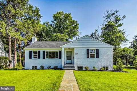 4710 Harvard Rd, College Park, MD 20740