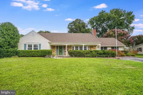 12409 Seabury Ln, Bowie, MD 20715