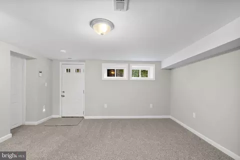9937 Franklin St, Lanham, MD 20706 photo 26
