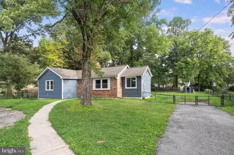 9937 Franklin St, Lanham, MD 20706 photo 4